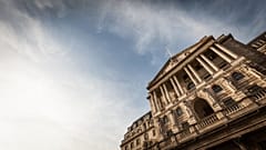 İlk canlı ödemeler İngiltere Merkez Bankası'ndaki bir "Omnibus Hesabı" kullanılarak sterlin cinsinden yapılmıştır