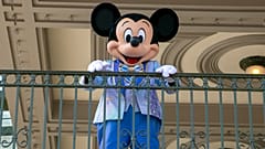 Mickey Mouse becomes available for public use in 2024 — with some major caveats 