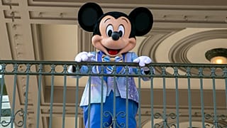 Mickey Mouse becomes available for public use in 2024 — with some major caveats 