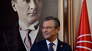 CHP Parti Meclisi Genel Başkan Özgür Özel liderliğinde toplandı