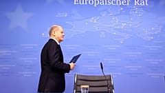 Deutschlands Bundeskanzler Olaf Scholz auf dem Europäischen Rat in Brüssel
