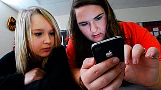 Nem használják a holland iskolákban a mobiltelefonokat, táblagépeket és egyéb okoseszközöket a diákok az új évtől
