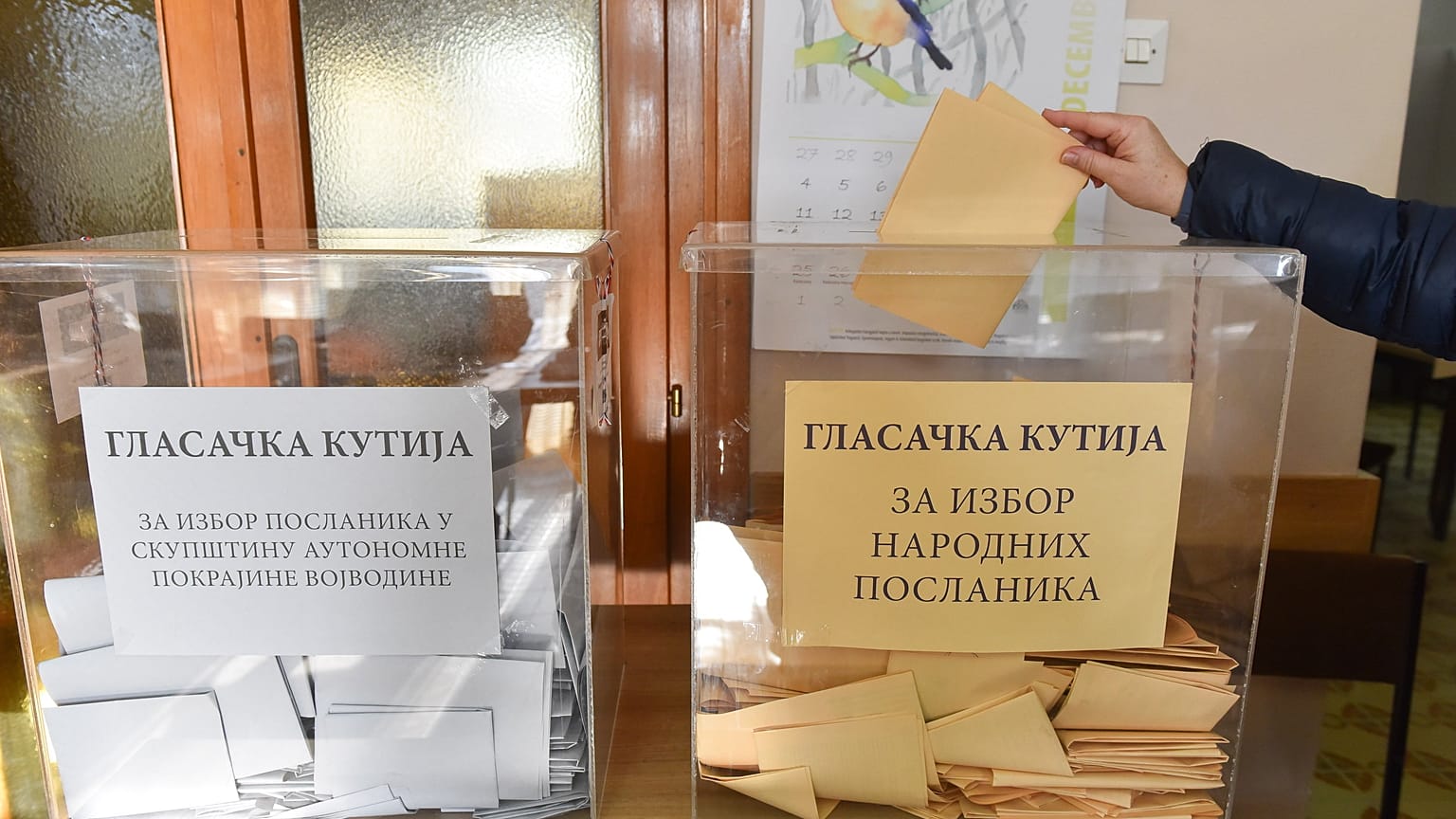Elkezdődtek a szerbiai választások