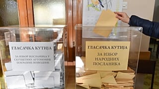 Elkezdődtek a szerbiai választások