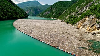Szennyezés a Drina-folyón. A kép idén májusban készült 