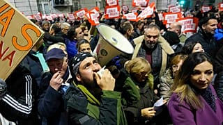Ellenzéki tüntetők Belgrádban