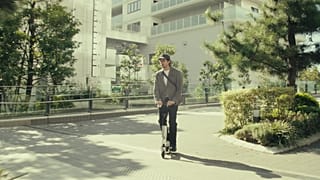 Αυτό το e-scooter είναι τόσο μικρό που μπορεί να χωρέσει στη χειραποσκευή σας όταν ταξιδεύετε