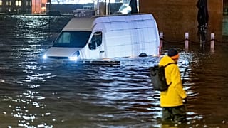Der Sturm "ZOLTAN" hat orkanartige Böen und starken Regen über Deutschland gebracht.