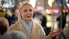 Jekaterina Dunzowa nach der Einreichung ihrer Unterlagen bei der Zentralen Wahlkommission, 20. Dezember 2023