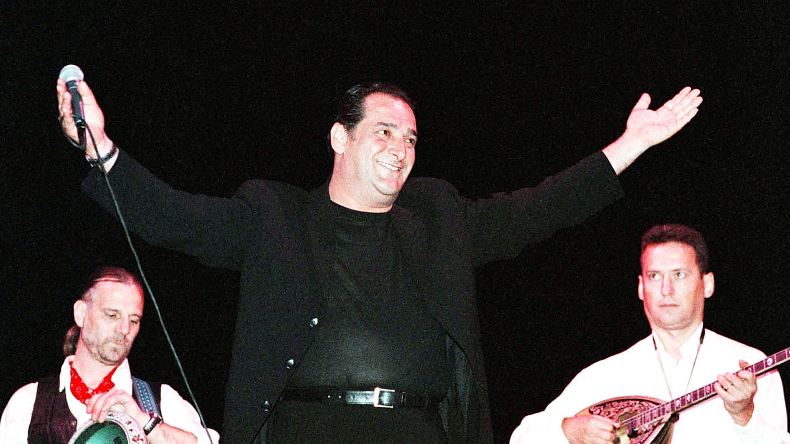 Βασίλης Καρράς