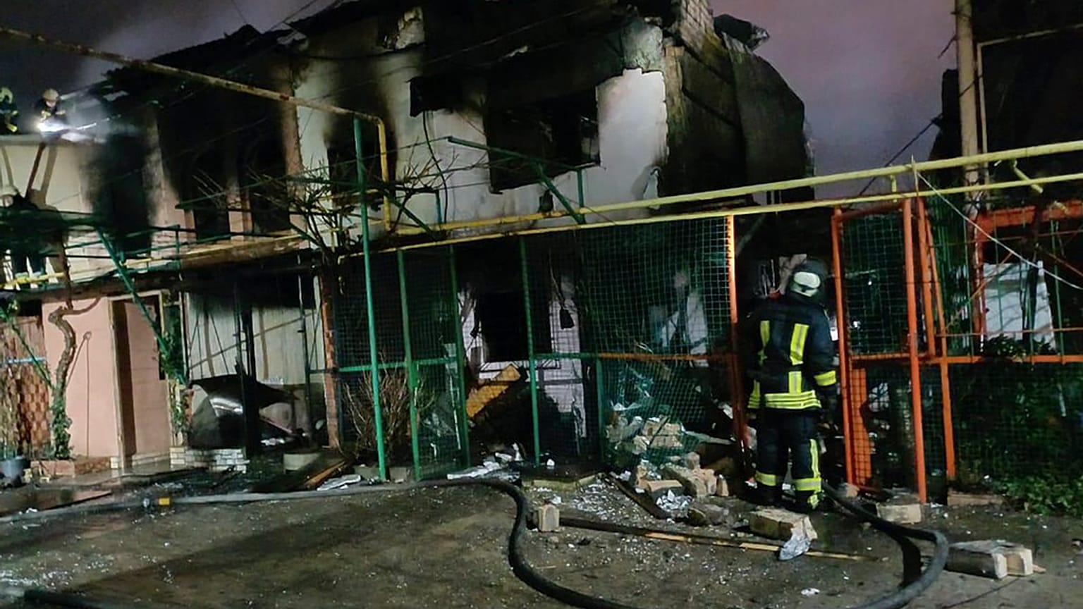 Zerstörtes Ziel einer Drohne in der Ukraine