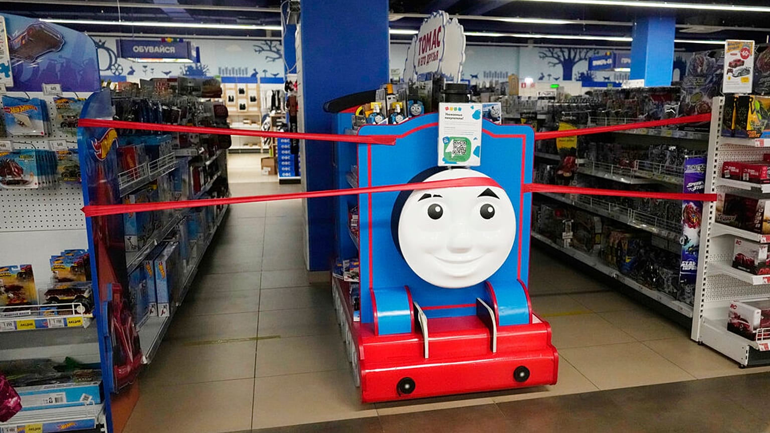 Les prix des briques Lego et des poupées Barbie ont plus que doublé depuis que les entreprises se sont retirées du marché russe.