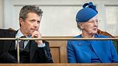 Danimarka Kraliçesi 2. Margrethe ve oğlu Prens Frederik 