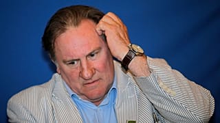L'affare Depardieu: Il mondo culturale francese è diviso: 150 artisti firmano una contro-petizione