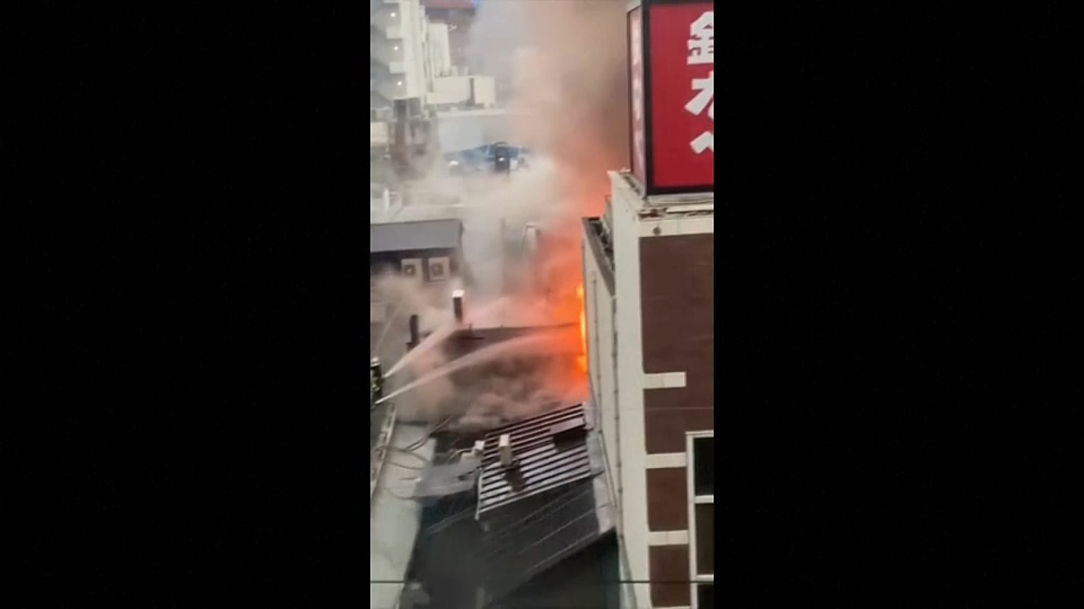 اندلاع حريق بالقرب من محطة للسكك الحديدية في جنوب اليابان.