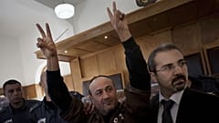 صورة أرشيفية لمروان البرغوثي في محكمة القدس