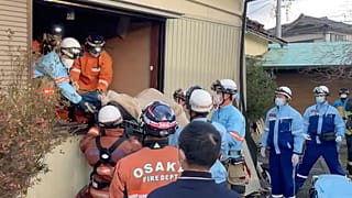 Yaşlı bir adam enkazdan 72 saat sonra kurtarıldı