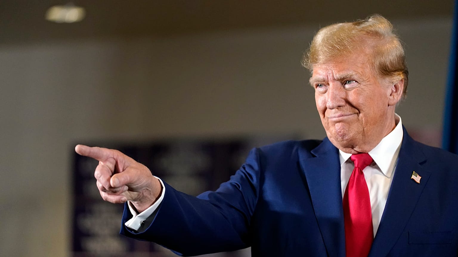 Ex-Präsident Donald Trump bei einer Wahlkampfveranstaltung in Sioux Center, Iowa, Freitag, 5. Januar 2024.
