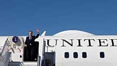 US Secretary of State Antony Blinken boards a plane on his way do Doha, Qatar, 7 Jan. 2024. 