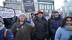Demonstranten vor dem Parlament in Oslo am 9.1.24