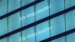 In Deutschland gibt es einen dreitägigen Lokführerstreik. Die GDL verlangt bessere Löhne und eine Reduzierung der Arbeitszeiten bei vollem Lohn für Schichtarbeitende. 