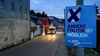 AfD-s választási plakát a Frankfurt melletti Oberreifenbergben