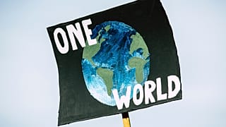 Hasta hace poco, el ser humano no tenía que pensar en el espacio terrestre ni en los límites del planeta.