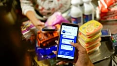 Venezuela'da sanal para Petro dönemi sona eriyor 