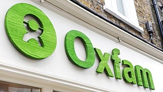 Ein Oxfam-Geschäft in London. Die Organisation macht auf die wachsende wirtschaftliche Ungleichheit aufmerksam