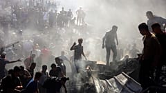 عکس آرشیوی از حمله ماه نوامبر اسرائیل به خان یونس در نواز غزه