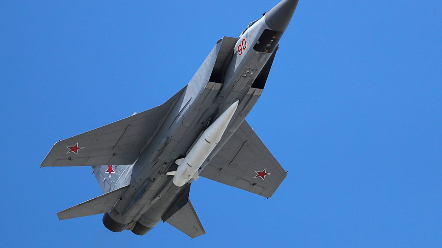 Szu-35 vadászbombázó, Kinzsal rakétával felszerelve