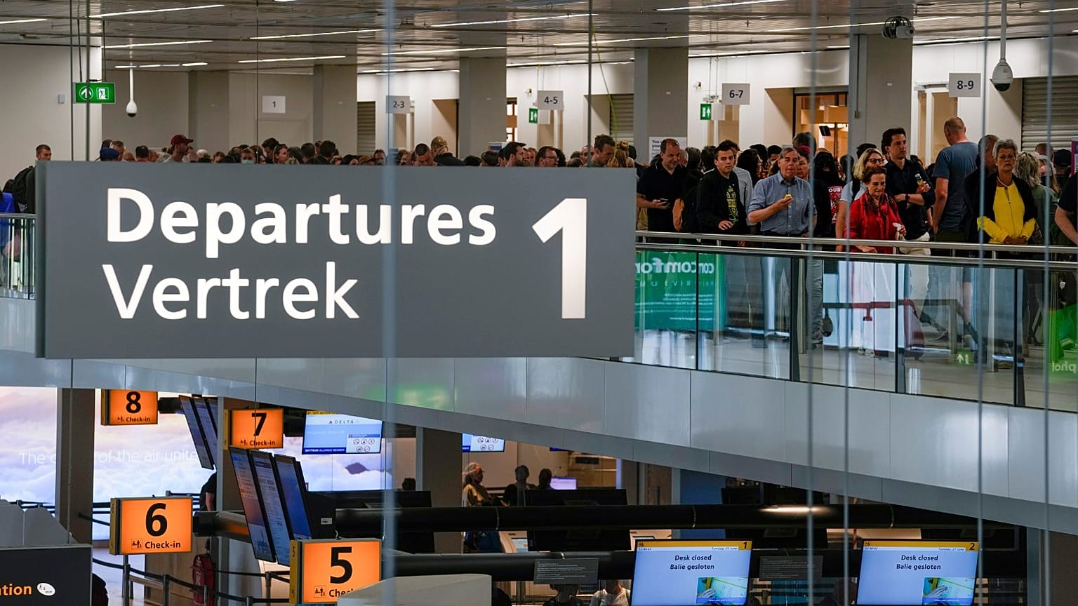 Amsterdam's Schiphol Airport has been hit by travel disruption after severe winter weather.