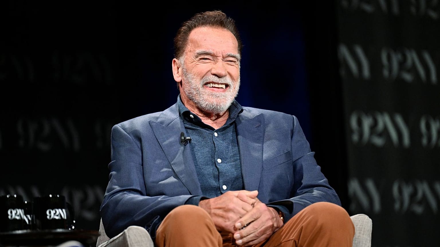 Arnold Schwarzenegger wurde am Münchner Flughafen wegen einer Luxusuhr festgenommen