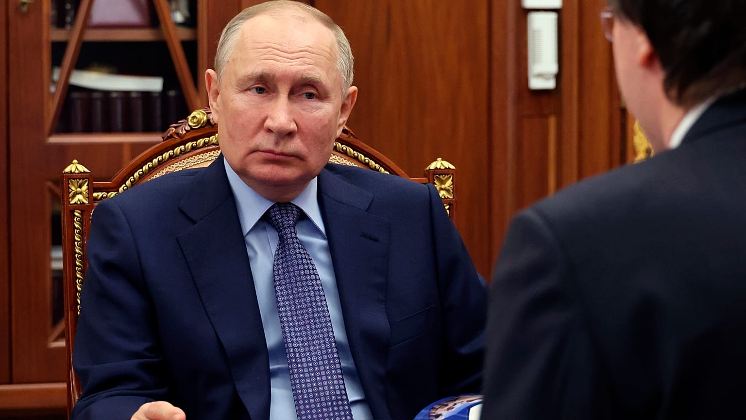 Владимир Путин отправляет мигрантов на войну?