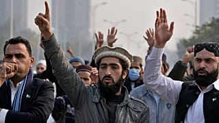 Members of Muslim Talba Mahaz Pakistan chant slogans at a demonstration to condemn Iran strike in the Pakistani border area, in Islamabad, Pakistan on Thursday