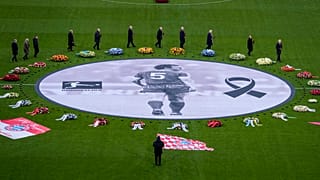 Bei der Gedenkfeier der Fußballlegende Franz Beckenbauer waren viele Prominente aus der Welt der Politik und des Fußballs anwesend.