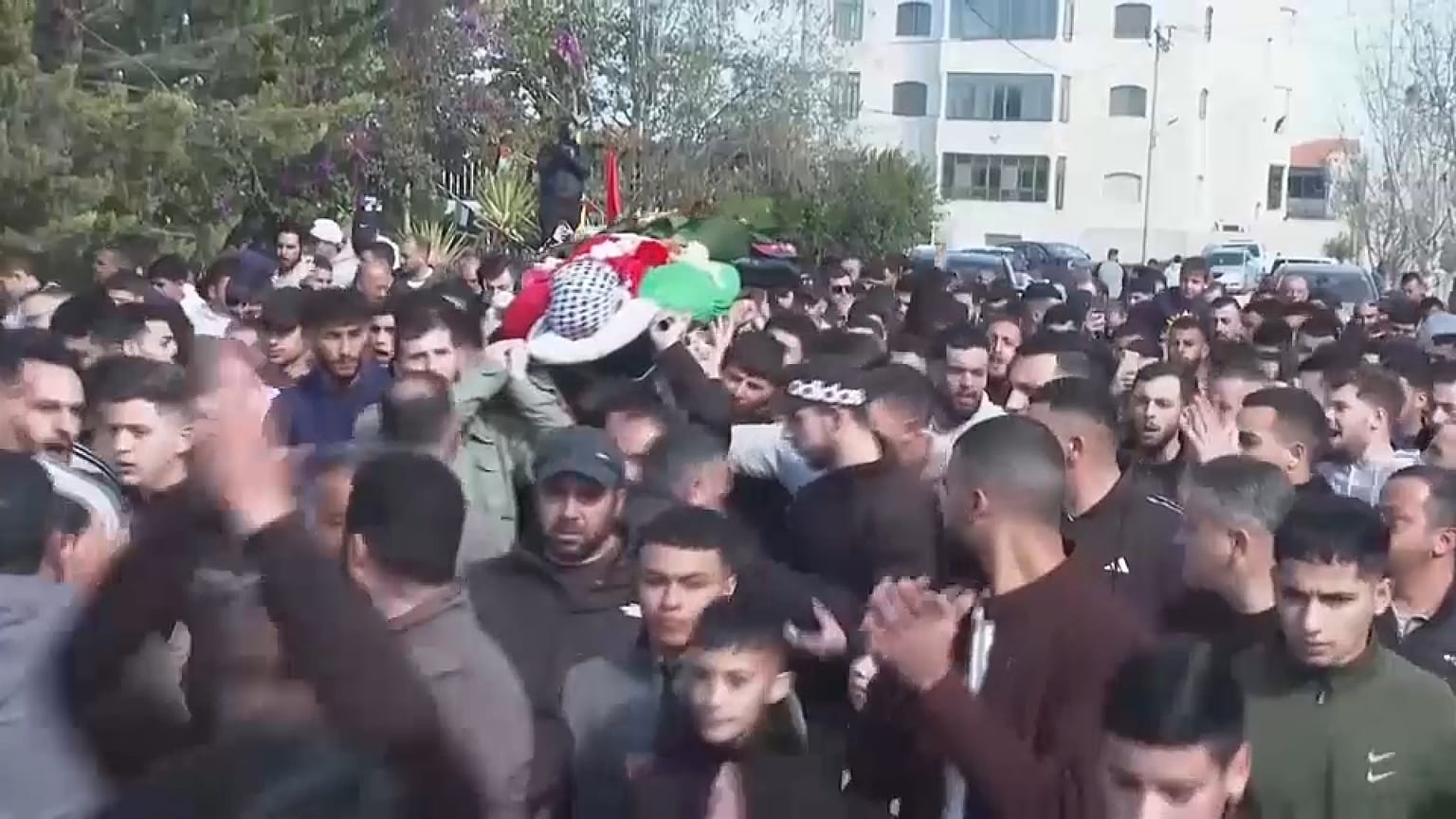 تشييع جثمان شاب بالضفة الغربية قُتل بنيران إسرائيلية- 20 كانون الثاني 2024.