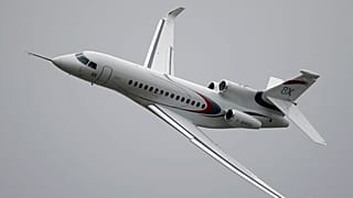 Иллюстративное фото: самолет Falcon 8X на авиасалоне в Ле-Бурже, Франция, июнь 2023 года