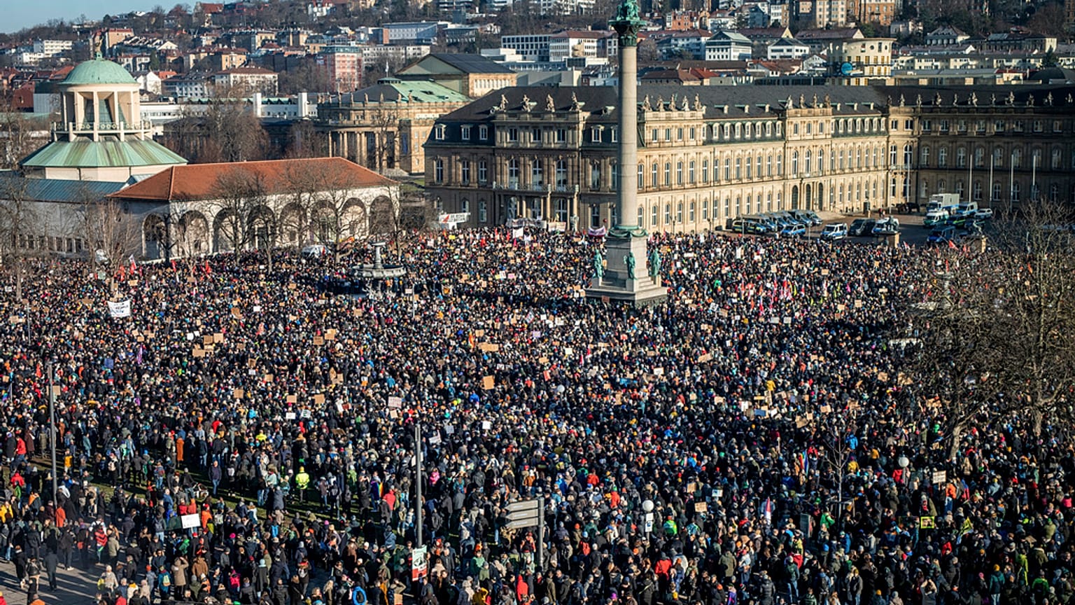 Frankfurt'ta Protesto