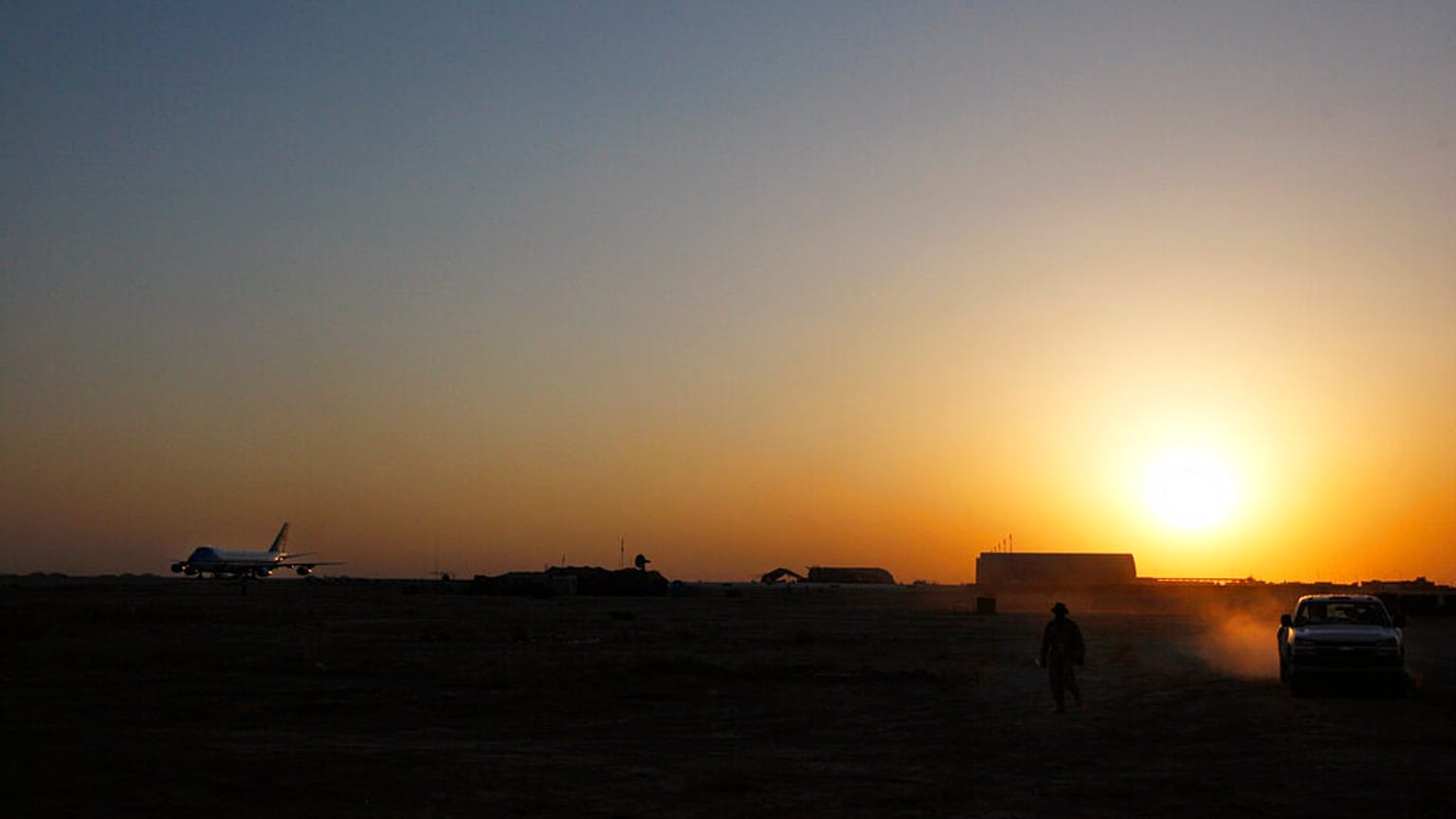 Al Asad Airbase - illusztráció