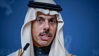 Suudi Arabistan Dışişleri Bakanı Faysal bin. Ferhan