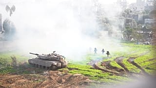Israele continua l'offensiva di terra a Gaza