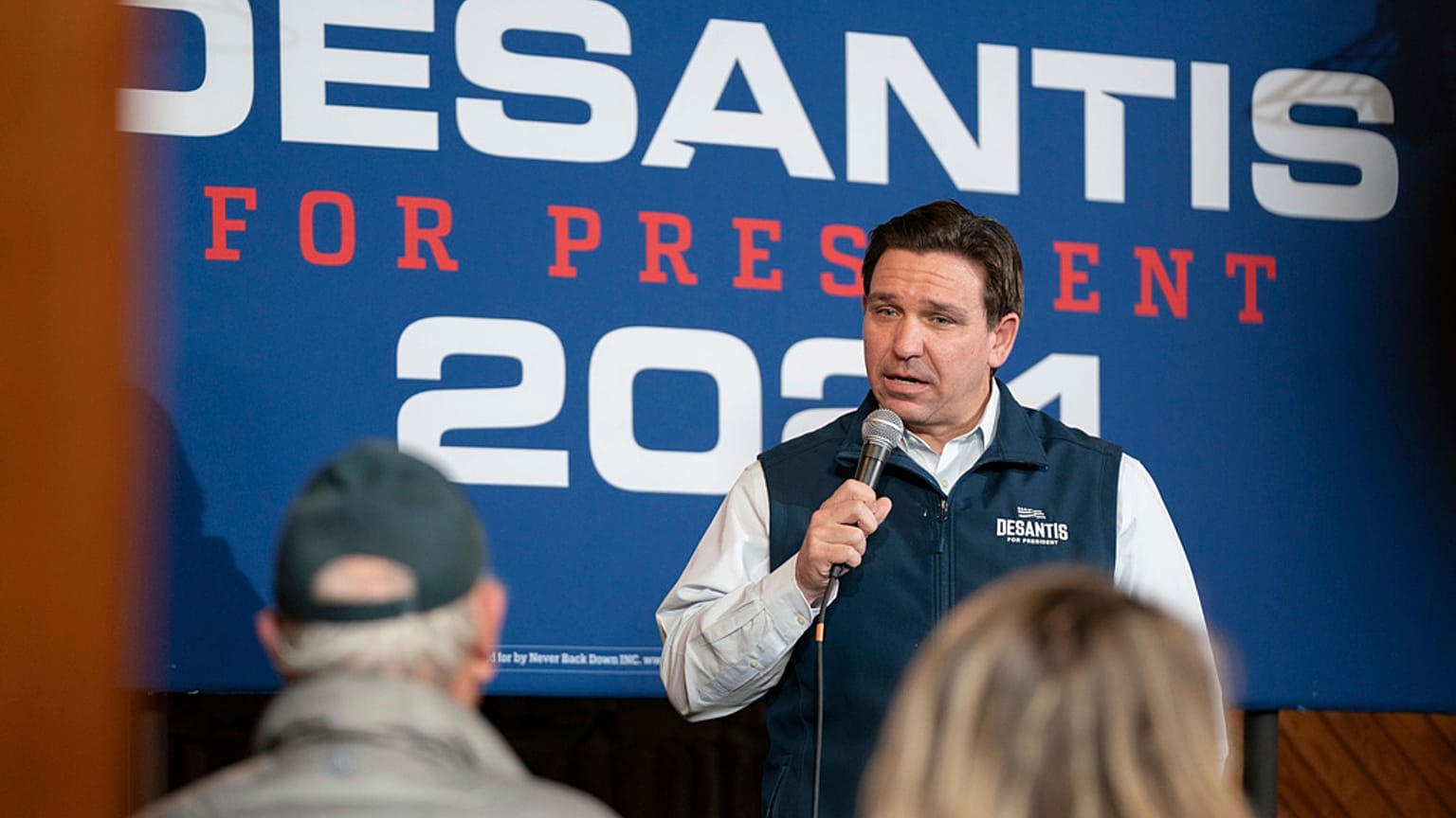 Il governatore della Florida Ron Desantis 
