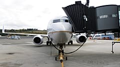 Boeing 737-900ER Seattle'da United Airlines'a teslim edilirken/ Arşiv