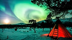 Die Polarlichter sind derzeit so stark wie seit mindestens einem Jahrzehnt nicht mehr. 
