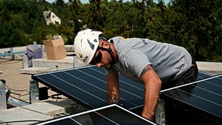 Napenergia panel felszerelése