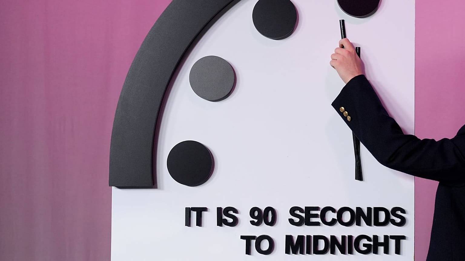 O "Relógio do Juízo Final" está mais próximo da meia-noite do que nunca - o que significa tudo isto?  