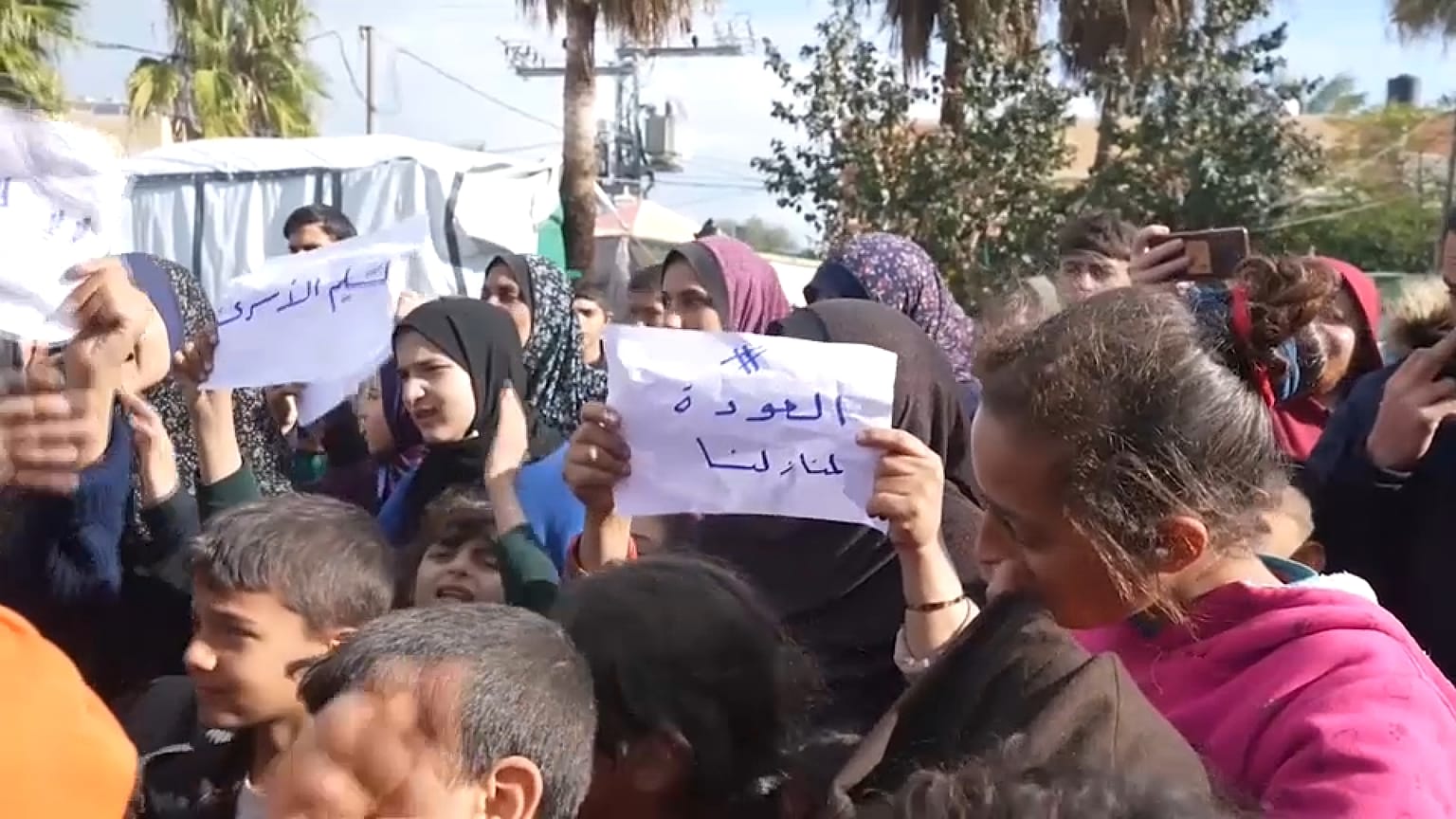 نازحون في غزة يحتجون على الظروف القاسية ويطالبون بوقف إطلاق النار والعودة إلى ديارهم- 24 يونيو 2024