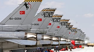 F-16 satışına Yunan adaları üzerinde uçmama şartı iddiası