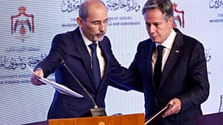 وزير الخارجية الأمريكي توني بلينكن مع وزير الخارجية الأردني أيمن الصفدي